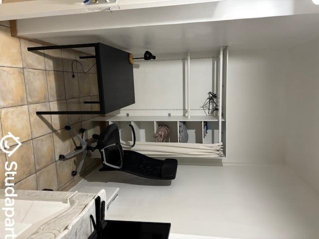 Chambre - 17 m² - 1 pièce