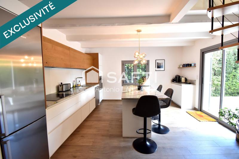 Maison - 190 m² - 5 pièces
