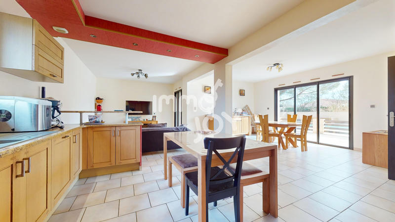 Maison - 150 m² - 5 pièces