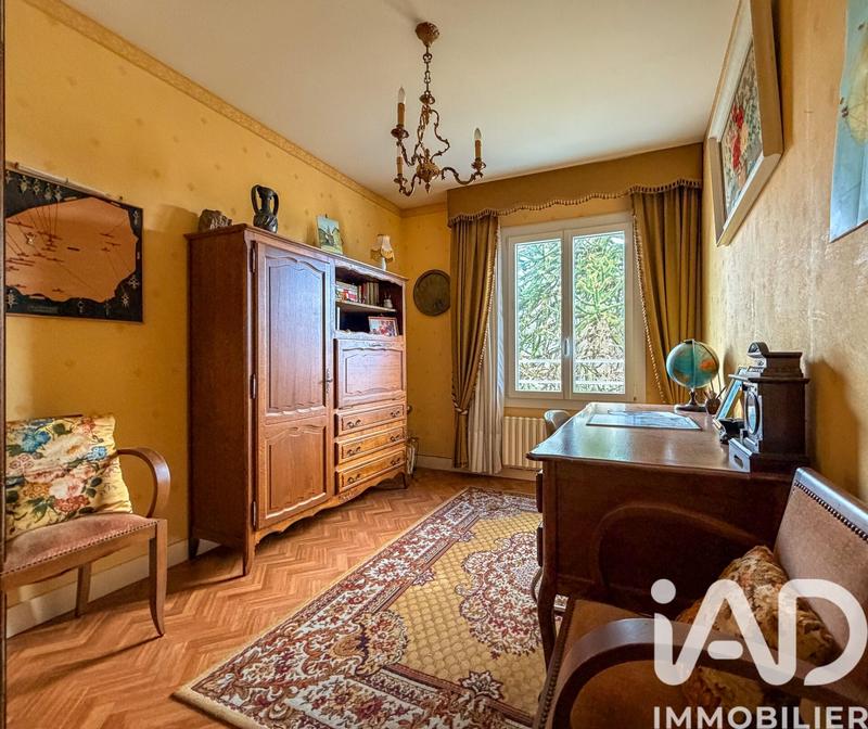 Maison - 94 m² - 6 pièces