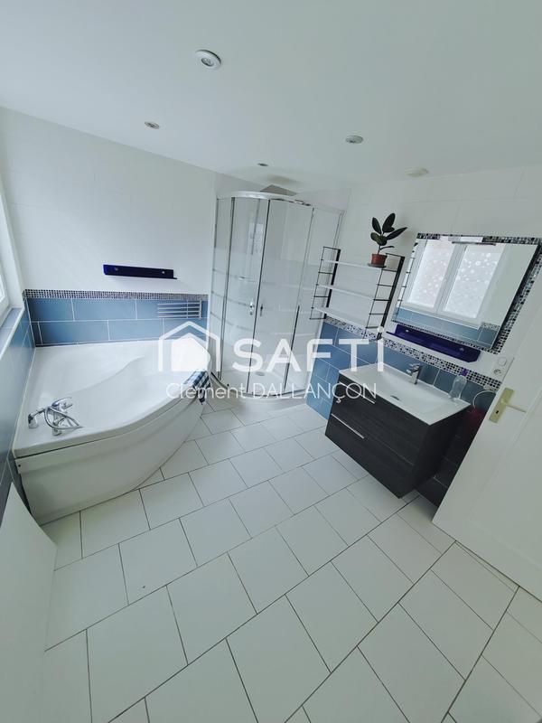 Maison - 126 m² - 7 pièces