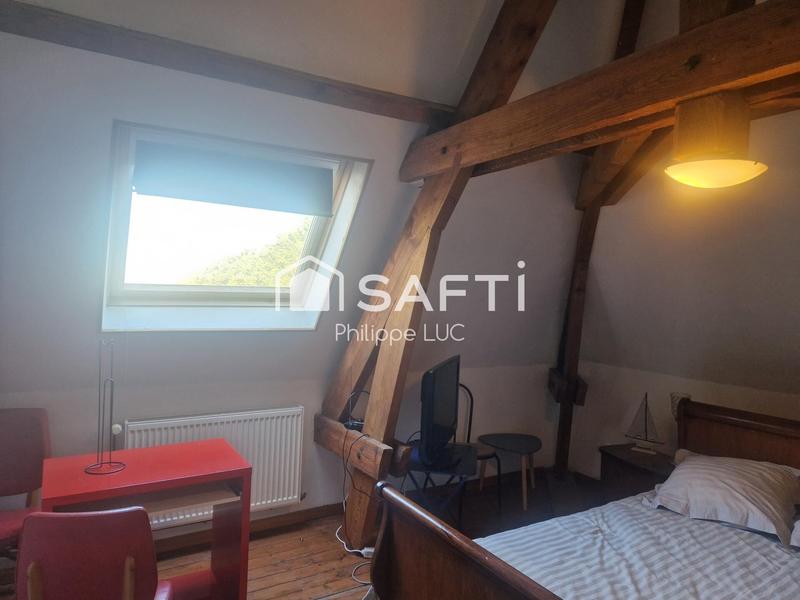 Maison de maîtres - 212 m² - 12 pièces