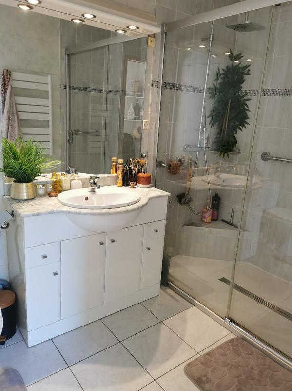 Villa - 100 m² - 6 pièces