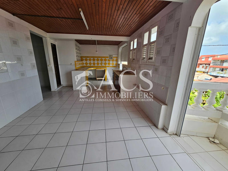 Immeuble - 263 m² - 9 pièces