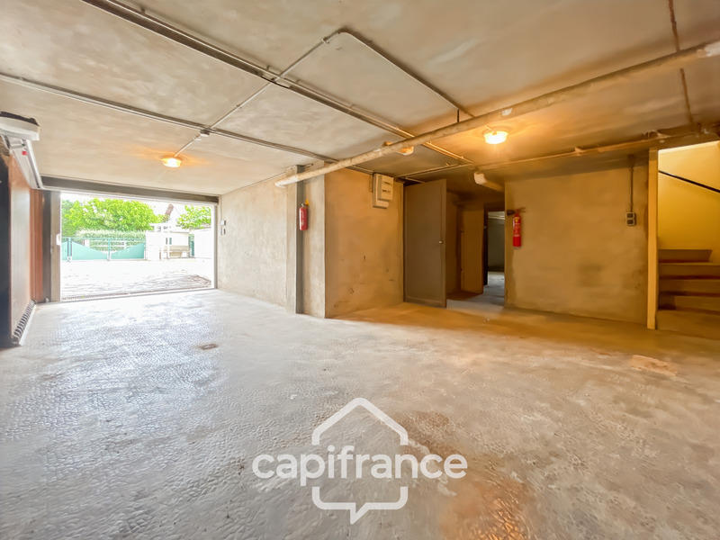 Maison - 95 m² - 5 pièces