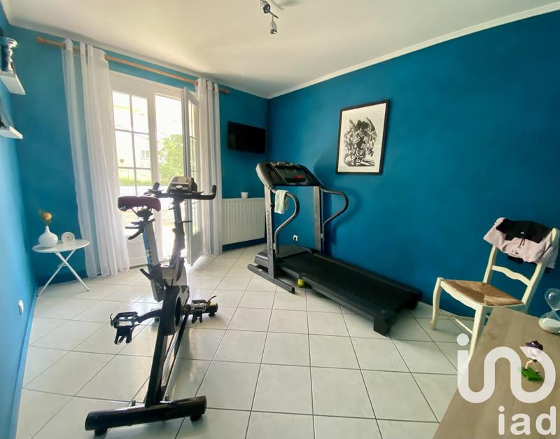 Maison - 215 m² - 5 pièces