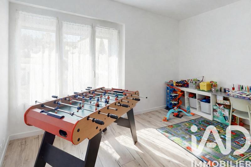 Maison de village - 100 m² - 4 pièces