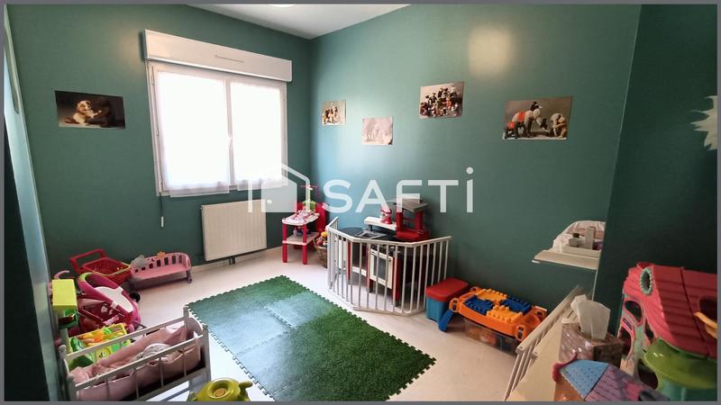 Maison - 397 m² - 16 pièces