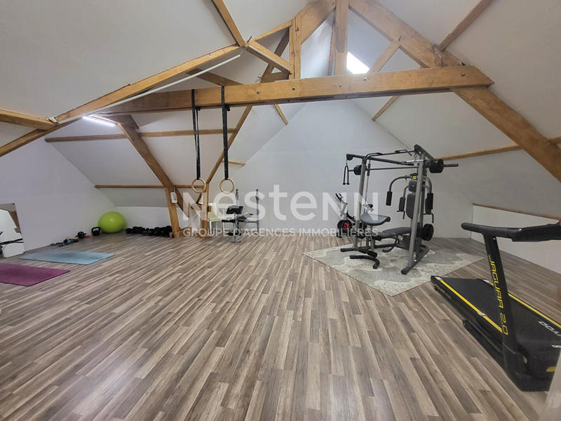 Maison - 170 m² - 8 pièces