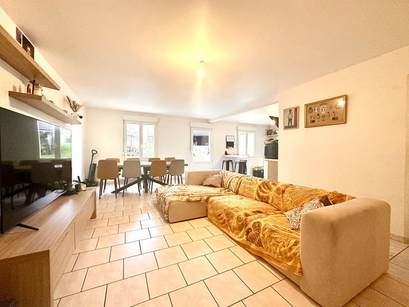 Maison - 186 m² - 5 pièces