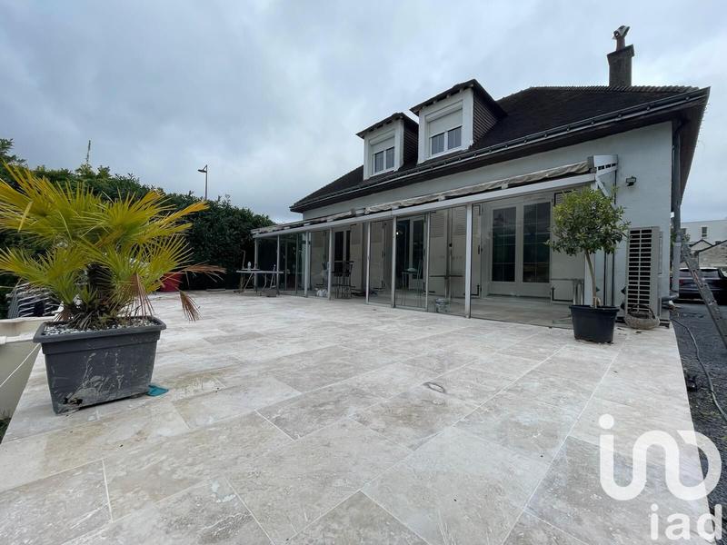 Maison - 135 m² - 6 pièces