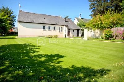 Maison traditionnelle - 85 m² - 5 pièces