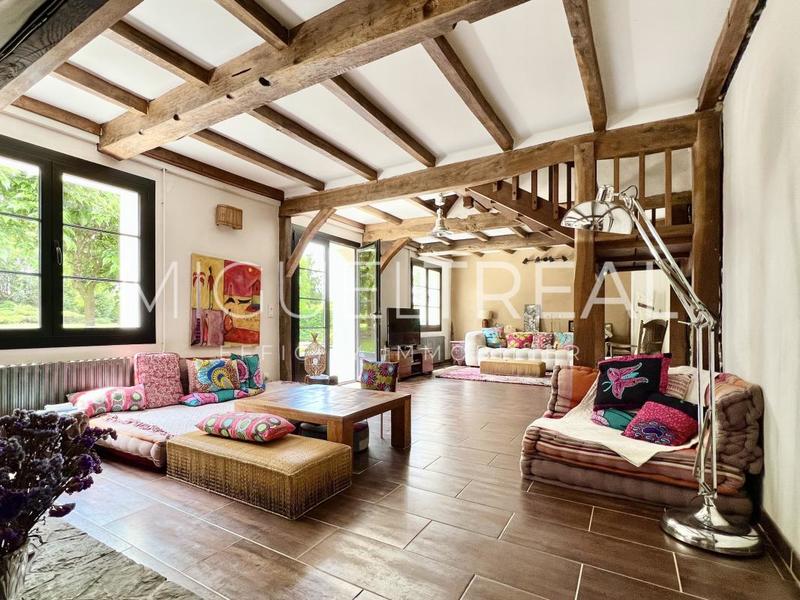 Maison - 140 m² - 3 pièces