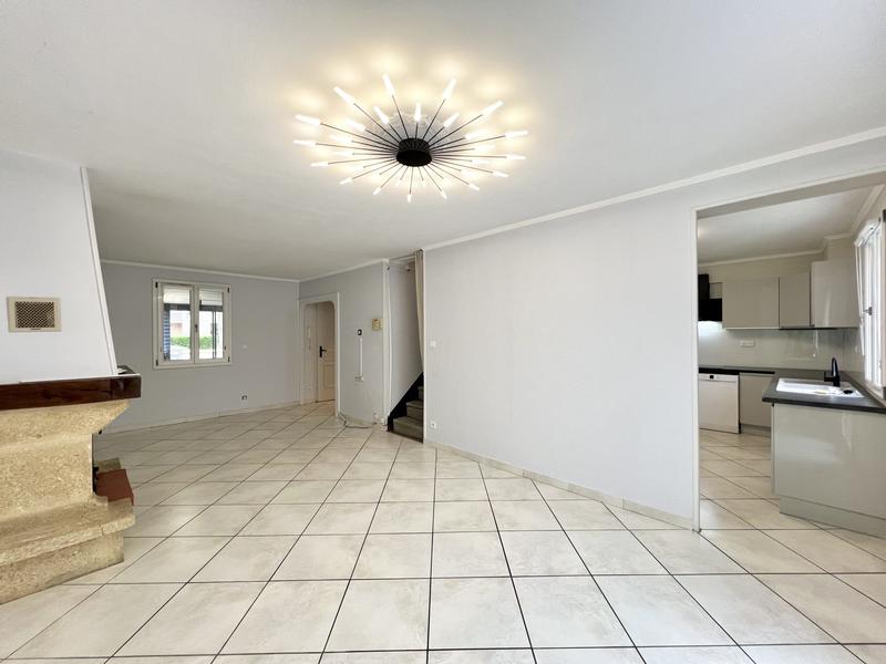 Maison - 105 m² - 7 pièces