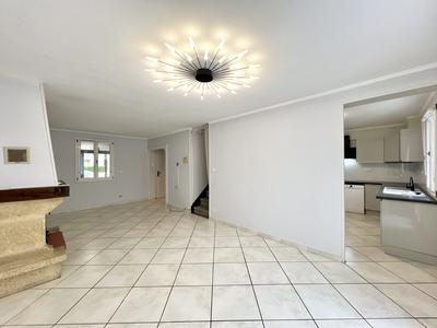 Maison - 105 m² - 7 pièces