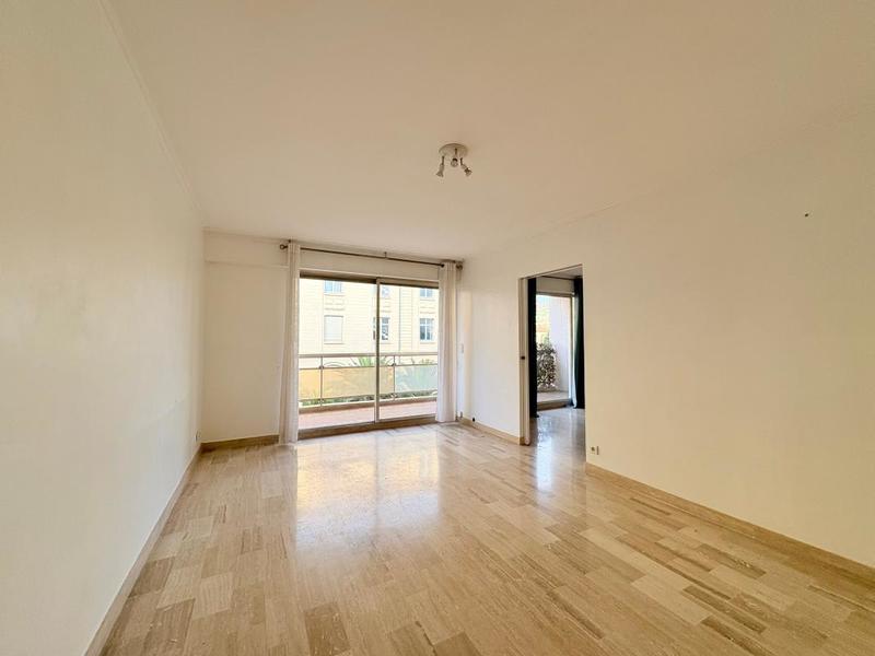 Appartement - 49 m² - 2 pièces