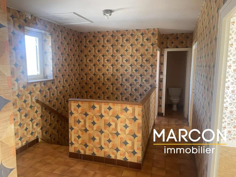 Maison - 104 m² - 6 pièces