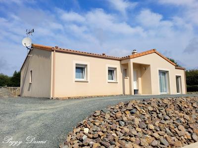 Maison - 115 m² - 5 pièces