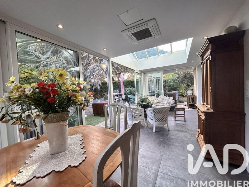 Maison - 162 m² - 6 pièces