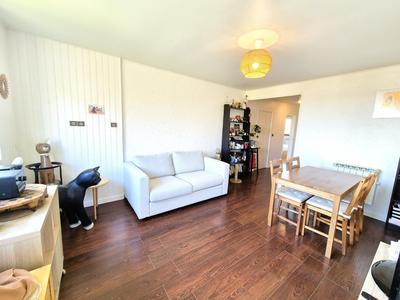 Appartement - 67 m² - 4 pièces