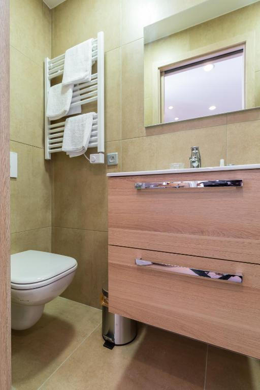 Appartement - 177 m² - 8 pièces