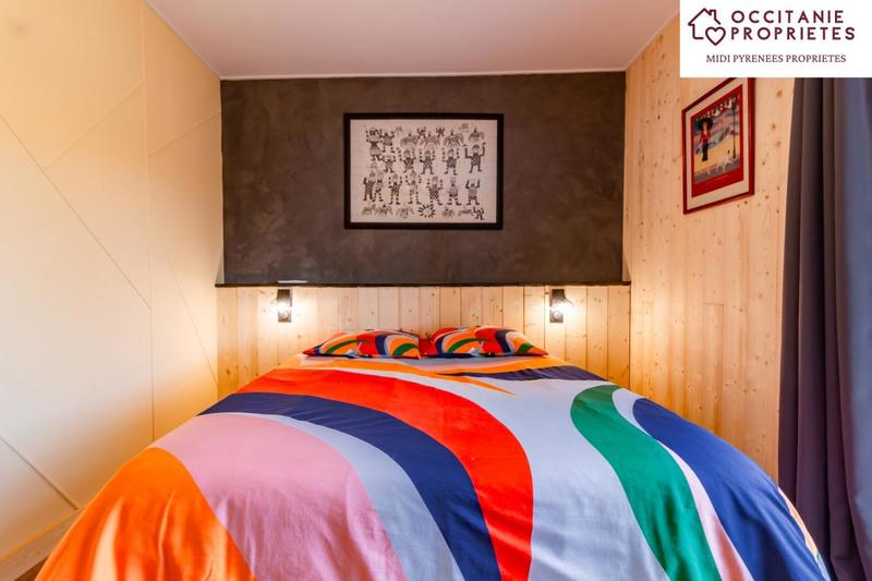 Propriété - 277 m² - 13 pièces