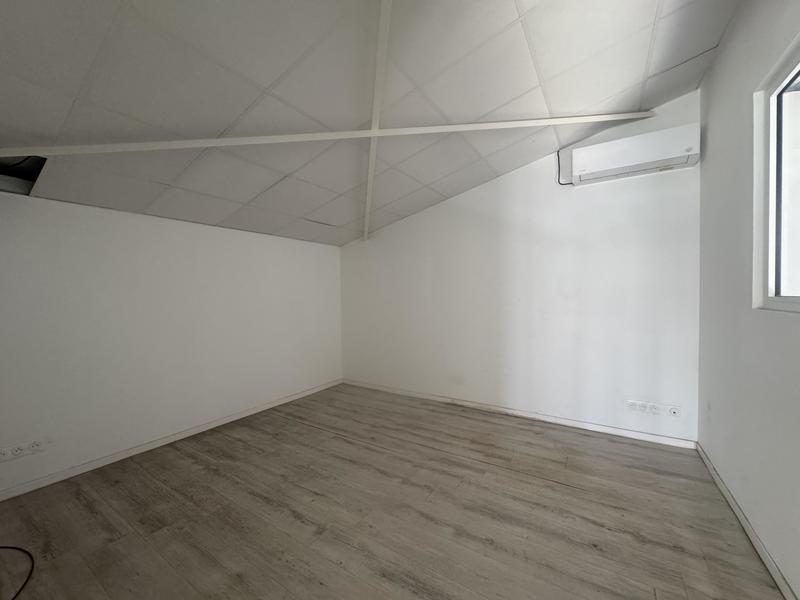 Local commercial - 181 m²