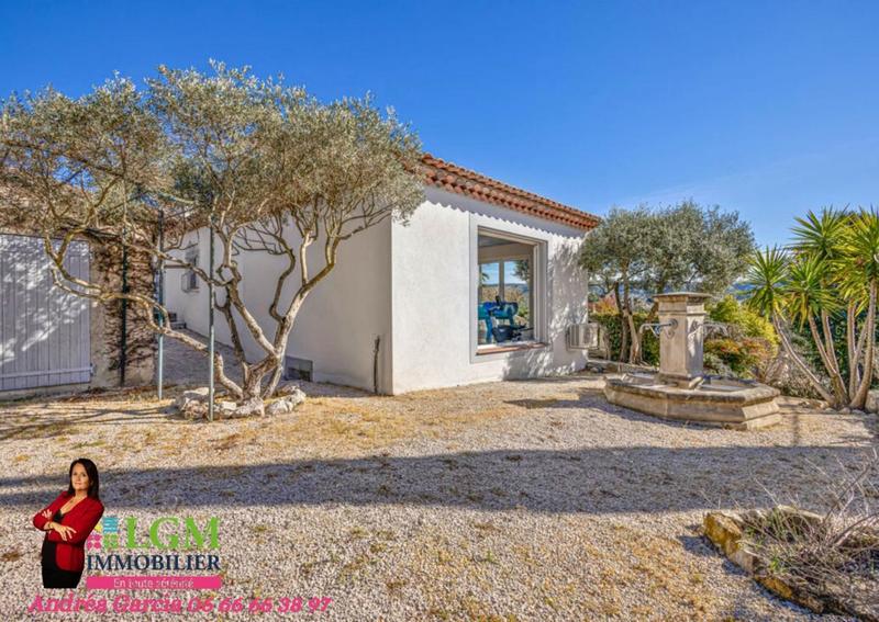 Villa - 230 m² - 6 pièces