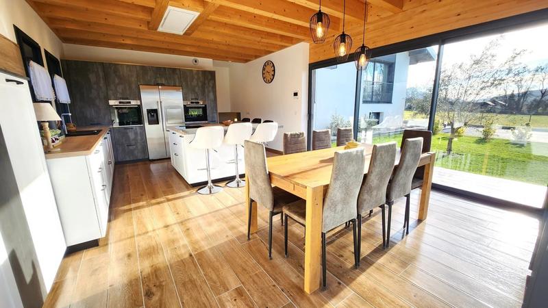 Villa - 437 m² - 14 pièces