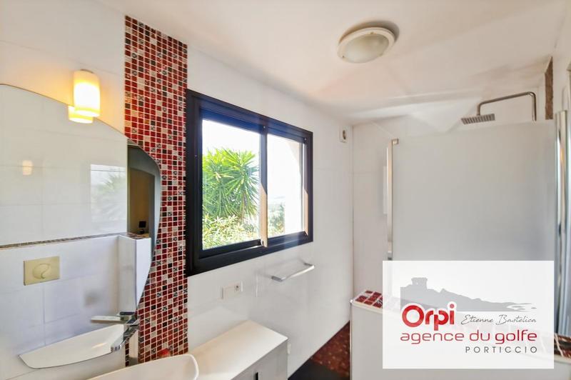 Appartement - 183 m² - 6 pièces