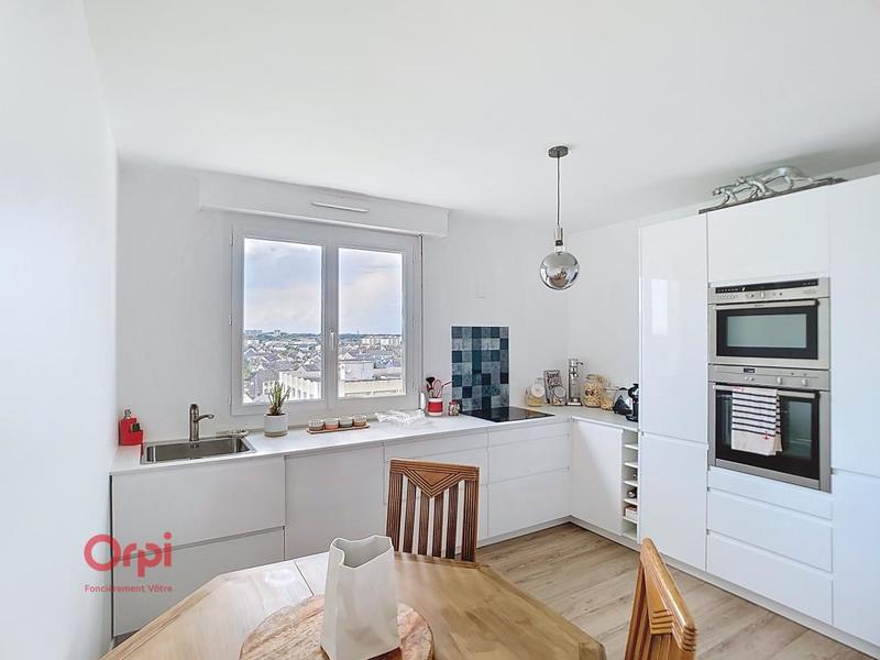 Appartement - 80 m² - 4 pièces