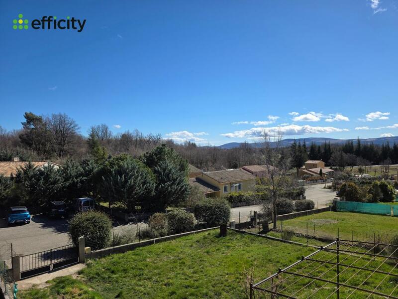 Villa - 80 m² - 4 pièces