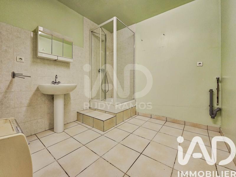 Maison - 318 m² - 7 pièces