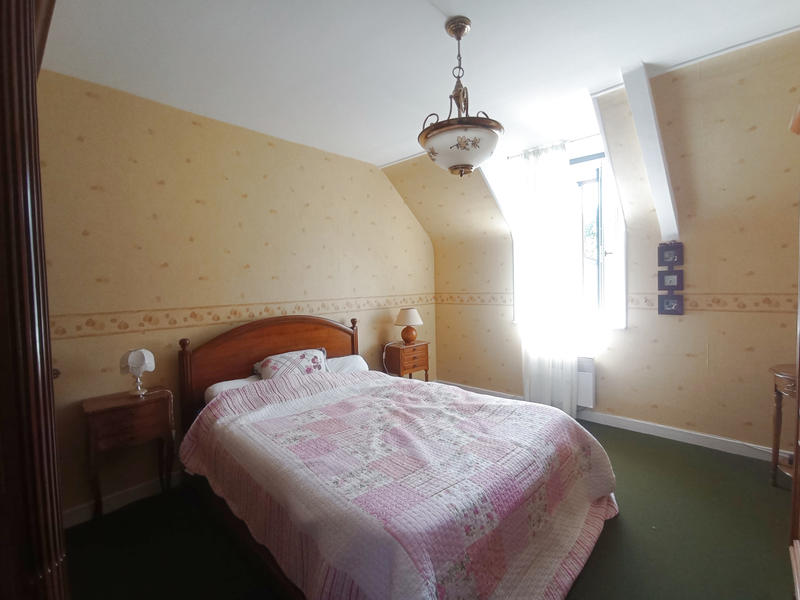 Maison - 161 m² - 6 pièces