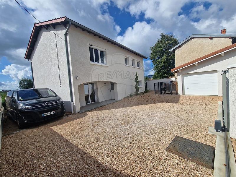 Maison - 134 m² - 6 pièces