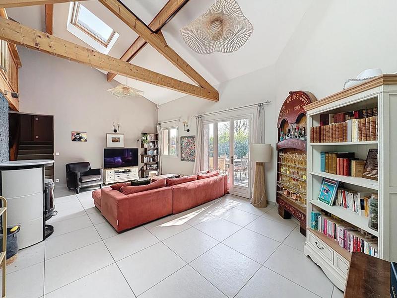 Villa - 180 m² - 6 pièces