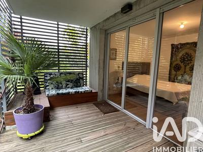 Appartement - 90 m² - 4 pièces