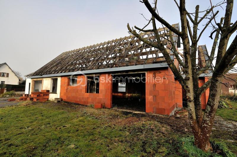 Maison traditionnelle - 163 m² - 2 pièces