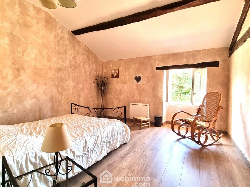 Maison - 388 m² - 10 pièces