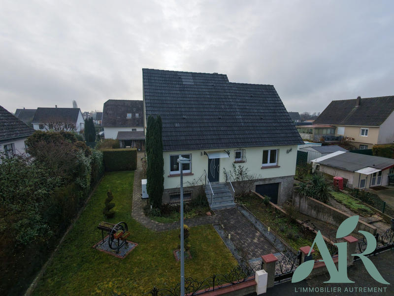 Maison - 121 m² - 5 pièces