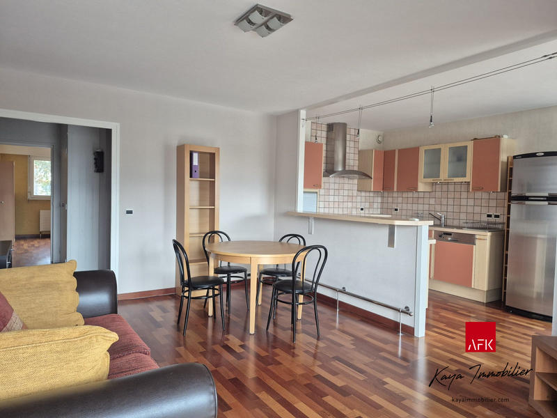 Appartement - 75 m² - 3 pièces