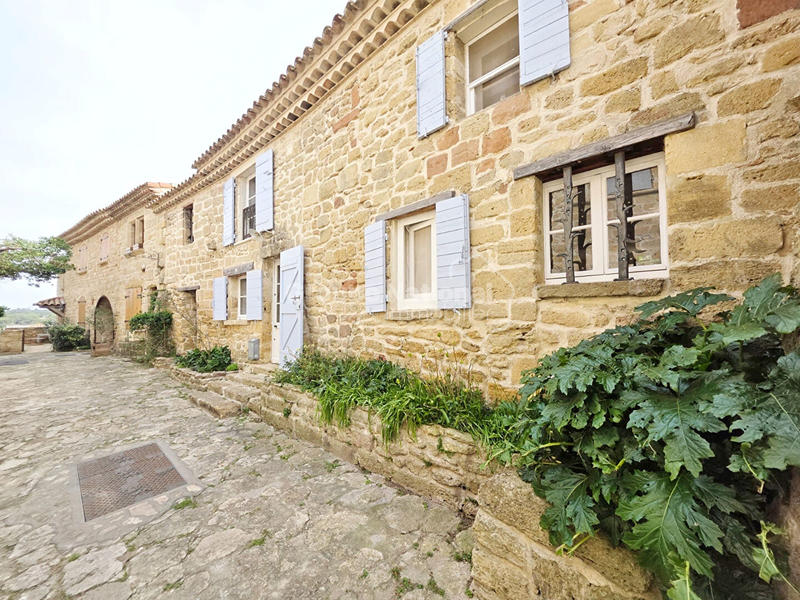 Maison - 101 m² - 4 pièces