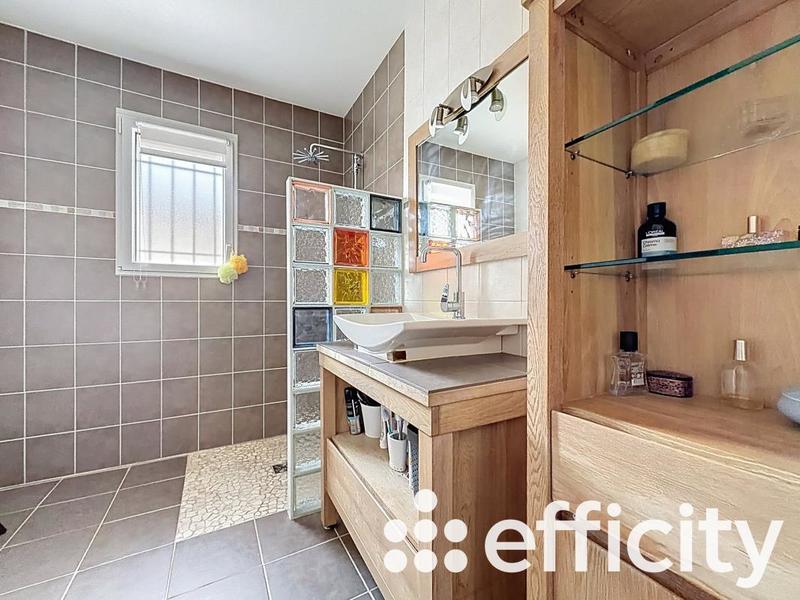 Maison - 106 m² - 5 pièces