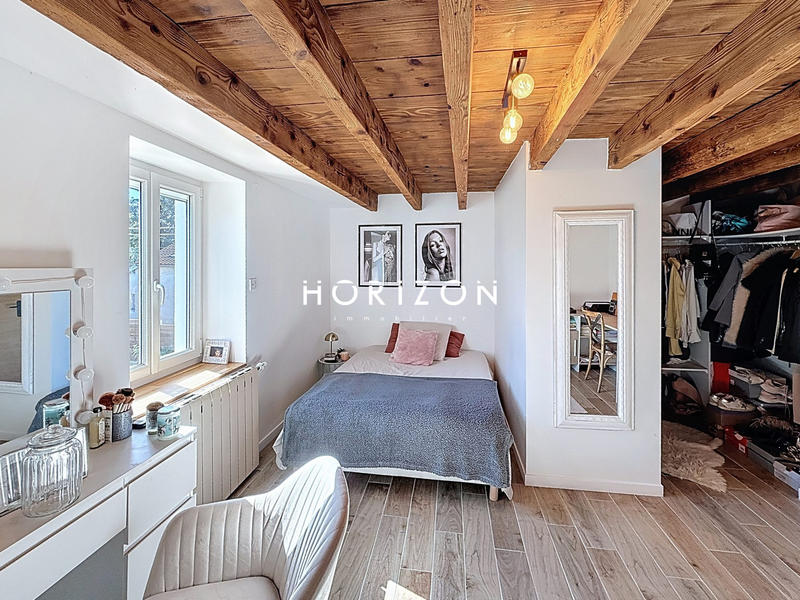 Maison ancienne - 220 m² - 8 pièces