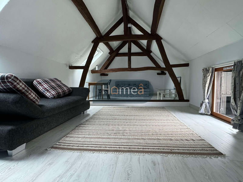 Propriété - 249 m² - 7 pièces