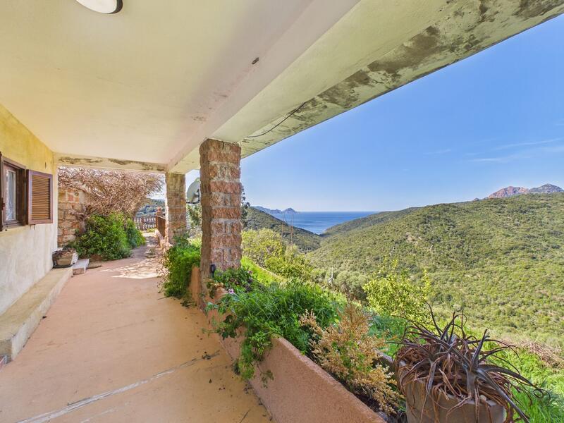 Maison - 106 m² - 5 pièces