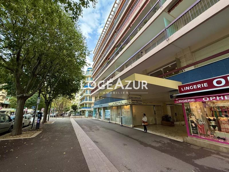 Bureau - 55 m² - 4 pièces