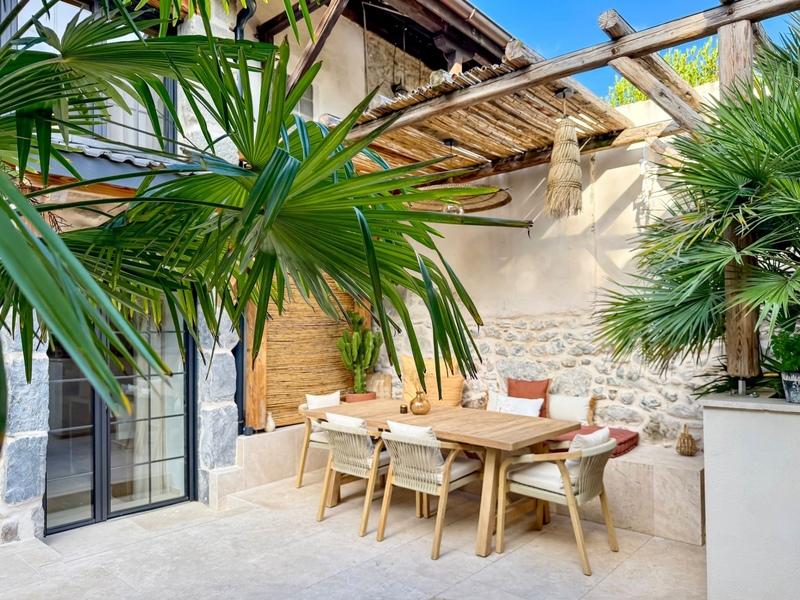 Maison de village - 120 m² - 3 pièces