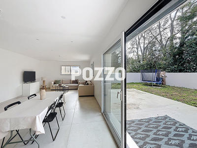 Maison - 142 m² - 7 pièces