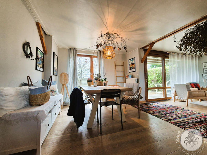 Maison - 155 m² - 8 pièces